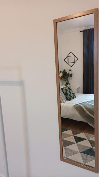 F2 2 Bed Flat In Hammersmith Opposite Olympia - Sleeps 5 People Appartamento *